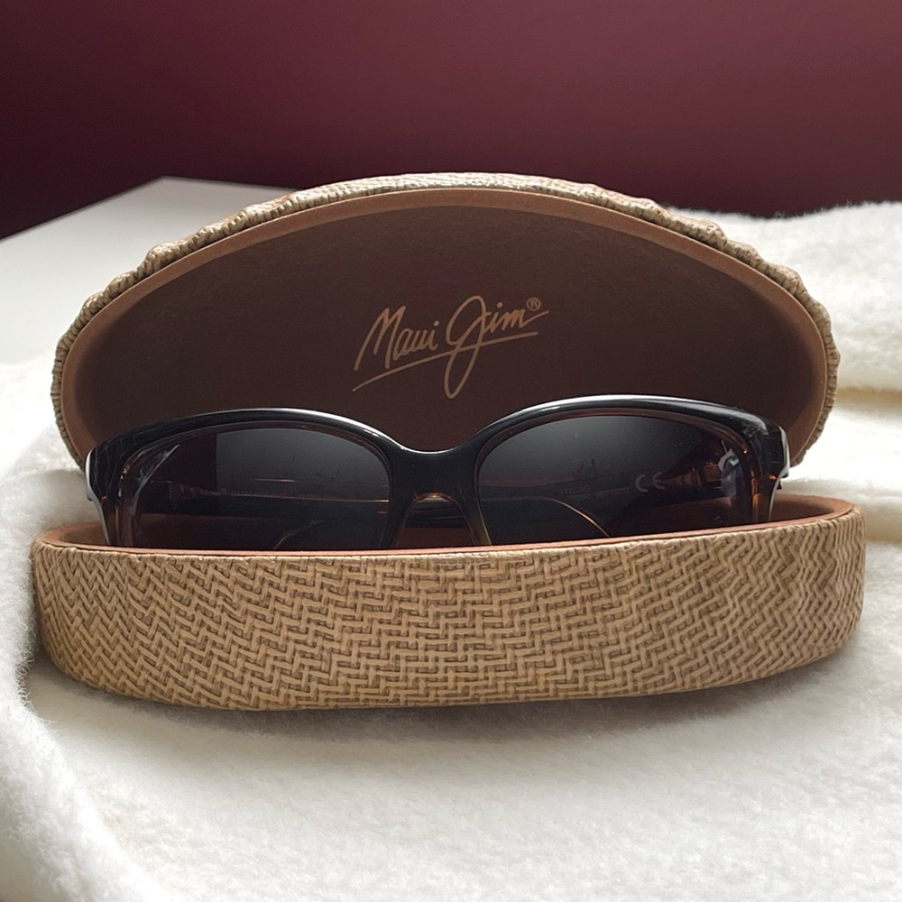 Maui Jim Starfish MJ744-01T Cat Eye Tortoise Sunglasses with Woven Case